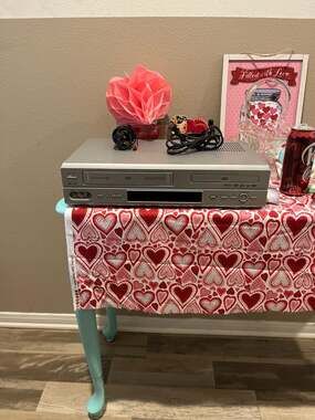 Daewoo DV-6T955B DVD VHS VCR Combo Player 6-Head Hi-Fi Stereo System